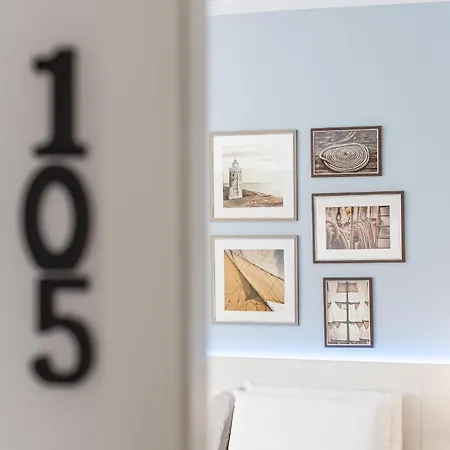 Guest house J